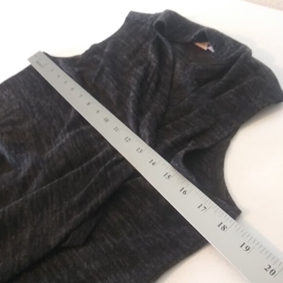 Logo by Lori Goldstein women's size S gray marbled sleeveless cardigan sweater - Picture 9 of 13